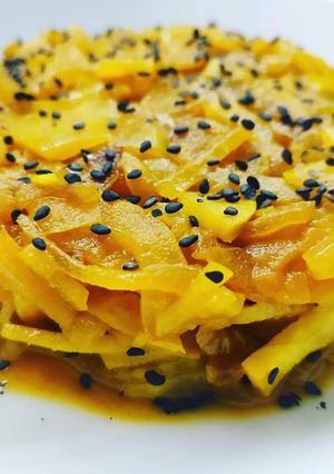 Foto di Finocchi brasati alla curcuma e sesamo nero