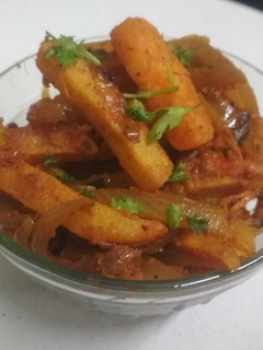 A picture of French fries sabji.