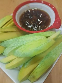 รูปของ มะม่วงน้ำปลาหวาน