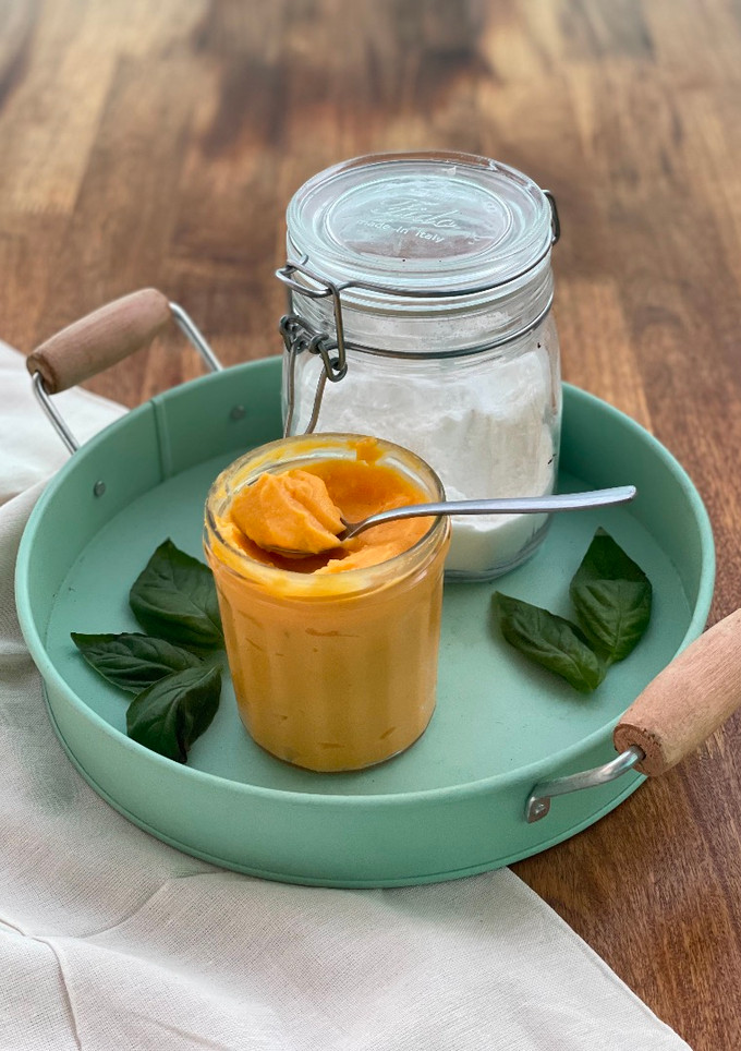 Una foto de Lemon curd o crema de limón keto sin lácteos