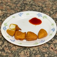A picture of Paneer pakora.