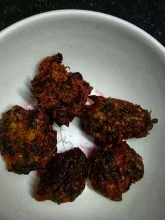 সজনে ফুলের বড়া(Sojne fuler bora recipe in Bengali) রেসিপির প্রধান ছবি