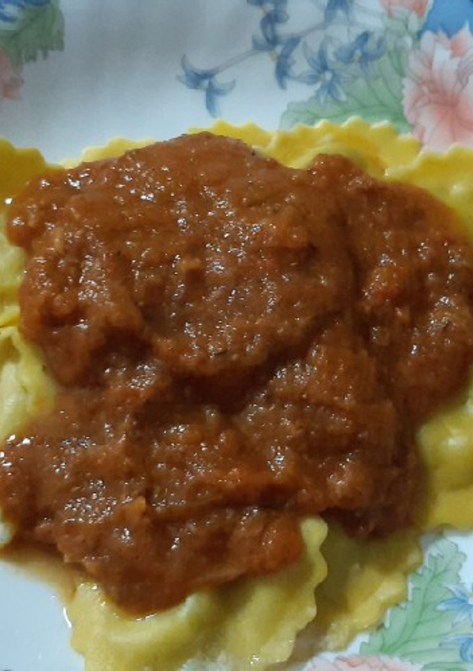 Una foto de Girasoles de pasta fresca rellenos de setas y trufa