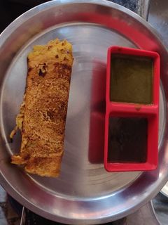 बेसन का चीला (Besan ka cheela recipe in hindi) रेसिपी मुख्य फोटो