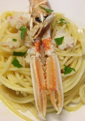 A picture of Spaghetti aglio olio e peperoncino with a twist.