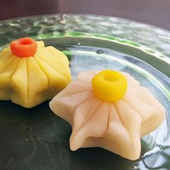 A picture of Nerikiri Wagashi: "Suisen flowers".