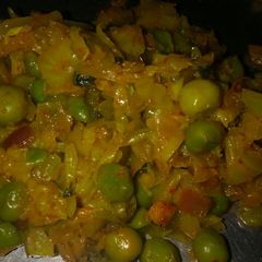 A picture of Bandh Gobi sabzi.