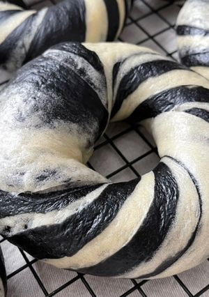 竹炭扭紋貝果 的食譜成品照片