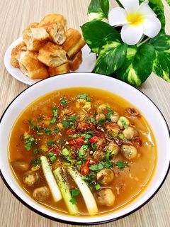 Hình của món Bánh Canh Nấu Tôm Khô Nấm.