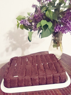Foto di Semifreddo con pavesini al cacao e yogurt