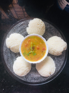 இட்லி சாம்பார்(idli sambar recipe in tamil) செய்முறை முக்கிய புகைப்படம்