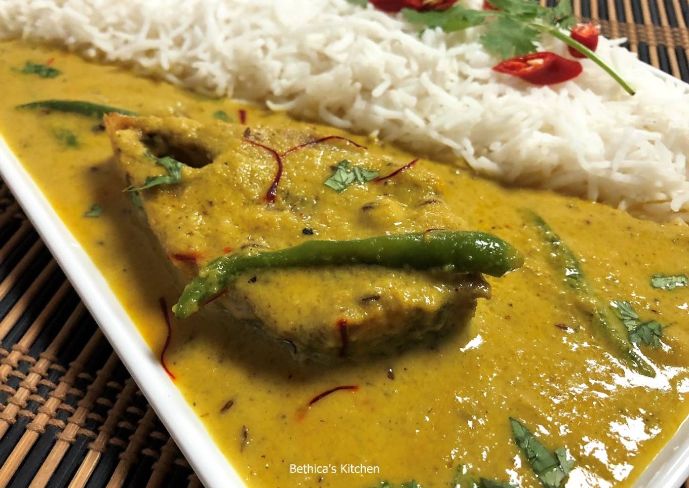 Zafrani Ilish (Hilsa Fish cooked in Milk-Saffron Gravy - Bengali Cuisine)