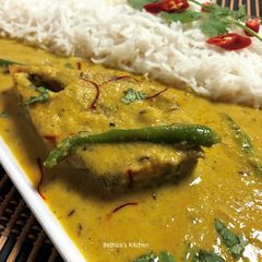 A picture of Zafrani Ilish (Hilsa Fish cooked in Milk-Saffron Gravy - Bengali Cuisine).