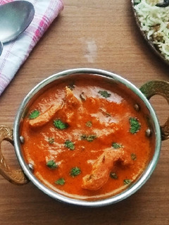A picture of Achari Murgh.