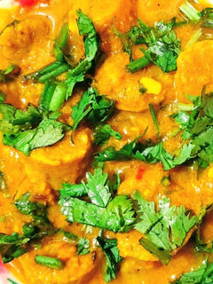 बेसन के गट्टे की सब्जी (Besan ke gatte ki sabzi recipe in hindi) रेसिपी मुख्य फोटो