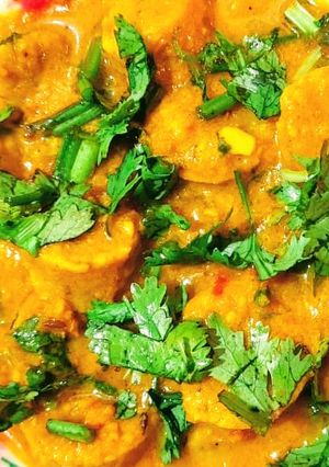 बेसन के गट्टे की सब्जी (Besan ke gatte ki sabzi recipe in hindi) रेसिपी मुख्य फोटो