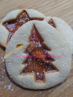 Foto principal de Galletas de jengibre navideñas con cristalitos