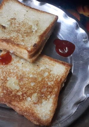 वेज सैण्डविच(veg sandwich recipe in hindi) रेसिपी मुख्य फोटो
