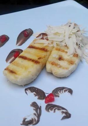 Foto resep pisang bakar dengan white chocolate