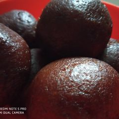 A picture of Potato Gulab Jamun.