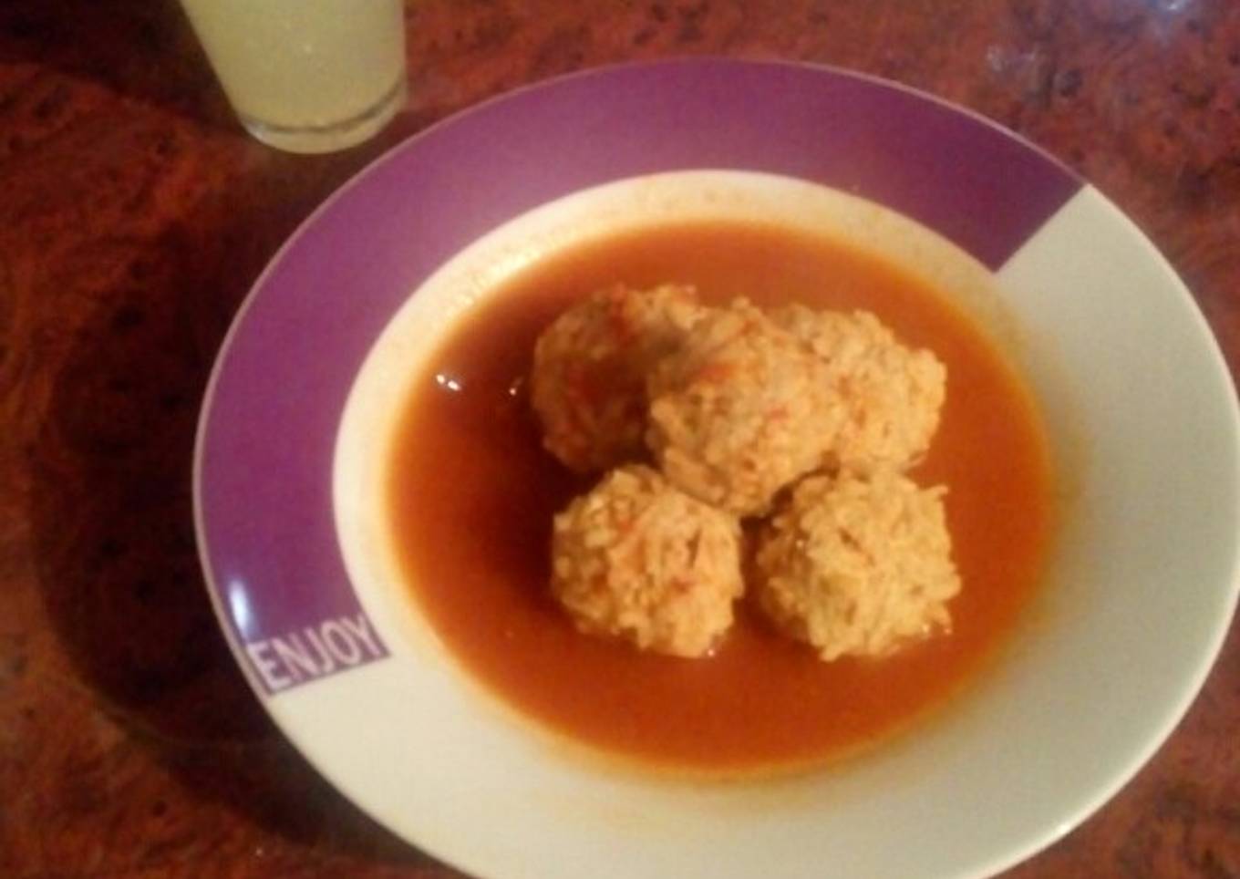 Albóndigas en salsa de chile chipotle