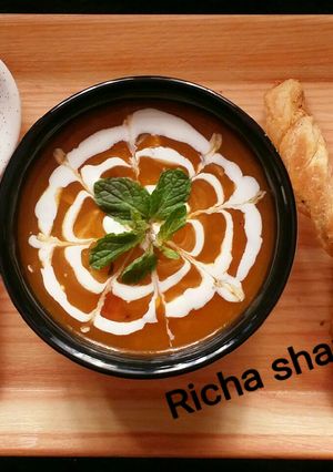 A picture of Veggies and lentils soup.