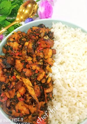 A picture of Plantain Veggies & white rice.