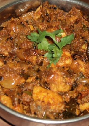 A picture of Kozhi Peralan / Chicken Peralan.