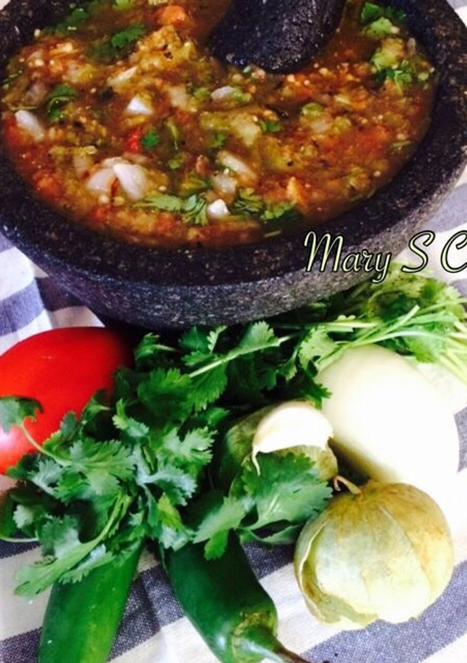 Una foto de Salsa asada molcajeteada 🌶🌶