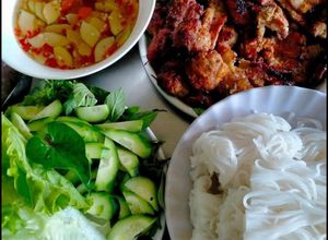 Hình của món Bún chả chấm siêu nhanh.