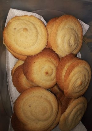 A picture of Butter cookies.
