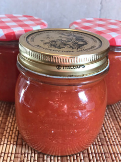 Una foto de Salsa de tomate frito en panificadora