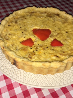 Una foto de Tarta de cebolla 🧅 y queso 🧀