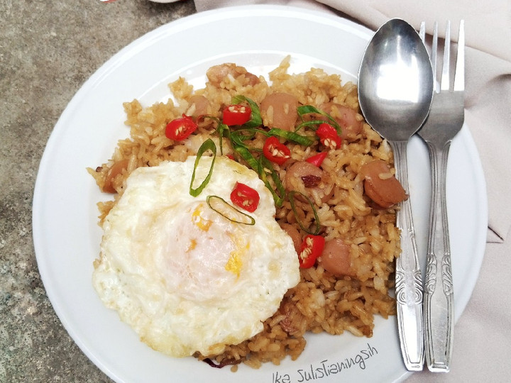 Anti Ribet, Bikin Nasi Goreng Sosis Saus Tiram Rumahan