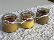 Una foto de crema brulee
