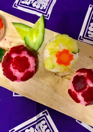 A picture of Japanese Vegetable Ball Sushi.