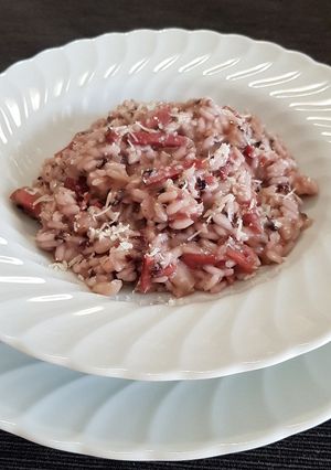 A picture of Risotto with Radicchio and Speck in a Pressure Cooker.