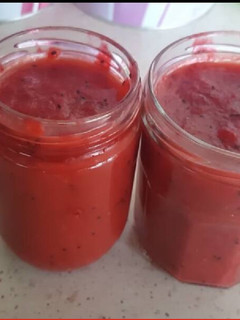 Una foto de Mermelada de fresa y kiwi en Thermomix sin azúcar