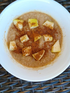 Una foto de Porridge de Avena y Manzana