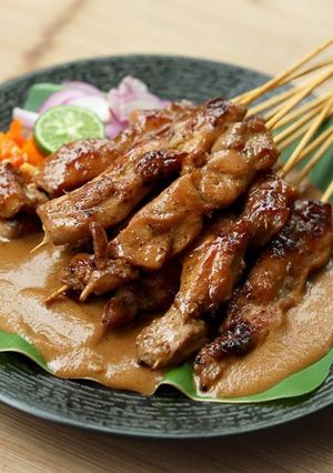 Foto resep Sate Ayam Khas Sate Senayan Devina Hermawan