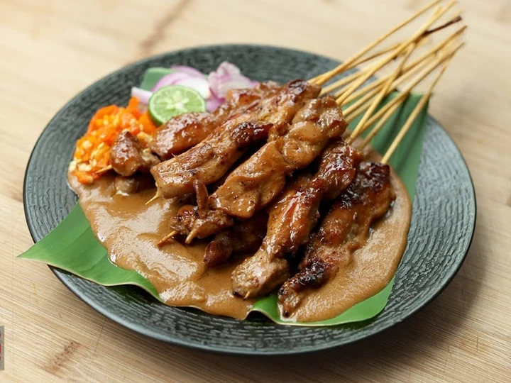 Cara Mudah Menyiapkan Resep Sate Ayam Khas Sate Senayan Devina Hermawan yang Lezat Sekali Anti Ribet, Mantap