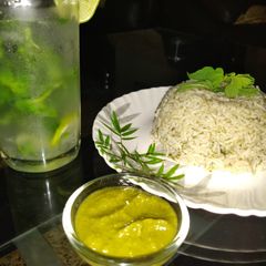 A picture of Mint rice with Mint chutney and Refreshing mint lemonade 😍.