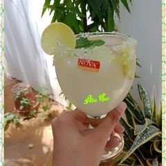 A picture of Sprinkling Lemonade.