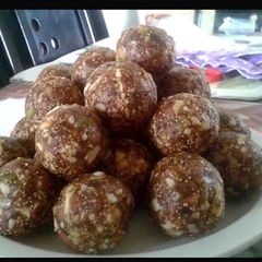 Dates laddu A picture of Dates laddu.