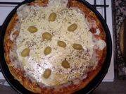 Una foto de pizzetas rellenos