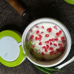 A picture of Pomegranate rayta.