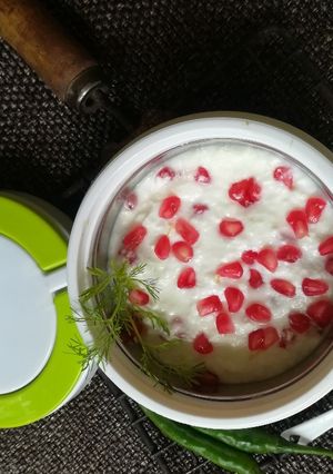 A picture of Pomegranate rayta.