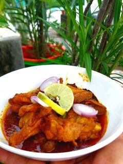 ইউনিক চিকেন কষা রেসিপি (chicken kosha recipe in bengali) রেসিপির প্রধান ছবি