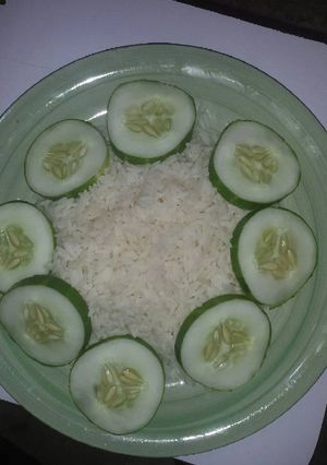 A picture of Garnish white rice.