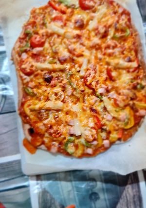 Una foto de Pizza integral de verduras